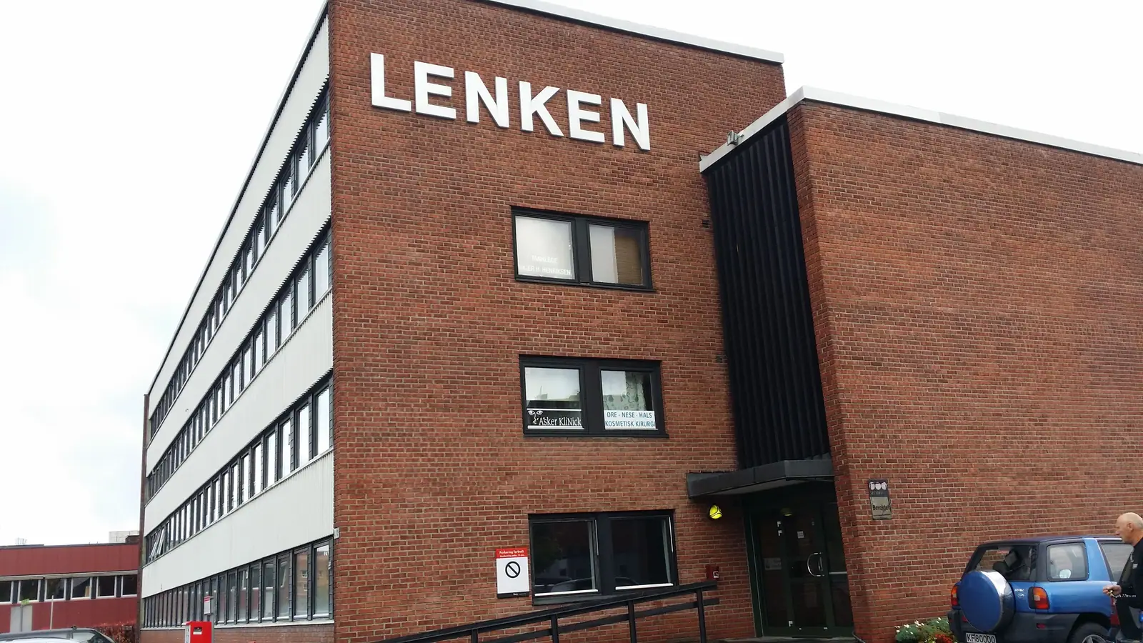 Solgt: Kirkeveien 230, Asker — Kontorseksjon