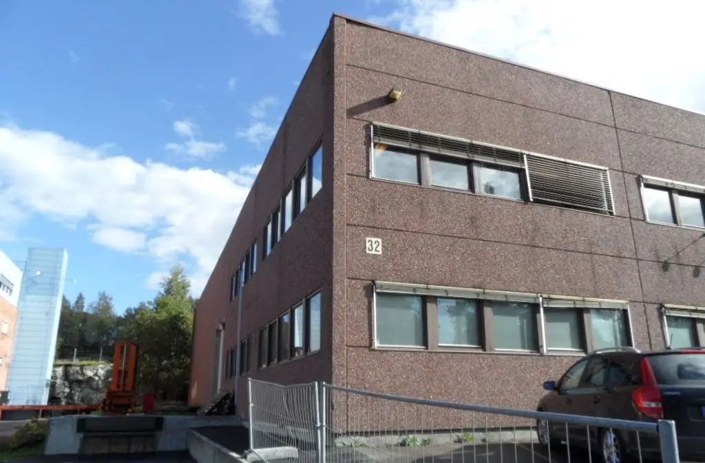 Solgt: Solheimveien 32, Lørenskog — Kombinasjonseiendom